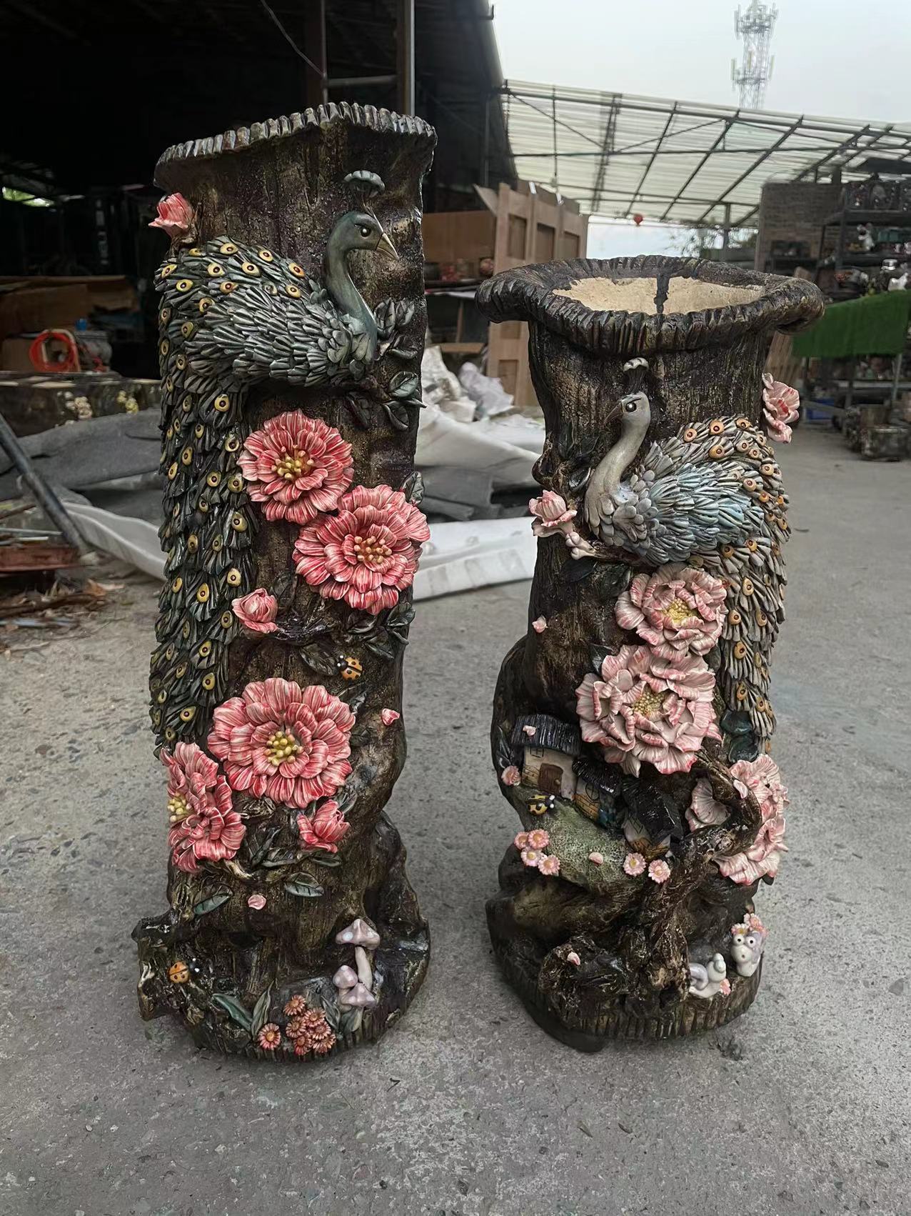 Real Touch Artificial Sichuan Thuja Potted Plant Fiberglass Environment-Friendly Customizable Height Indoor Decor.jpg
